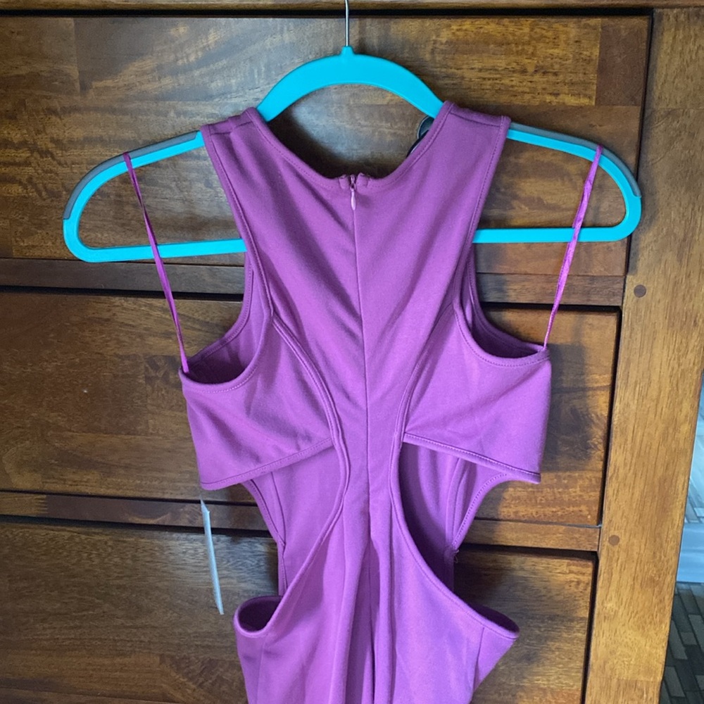 Dress - Picture 3 of 3